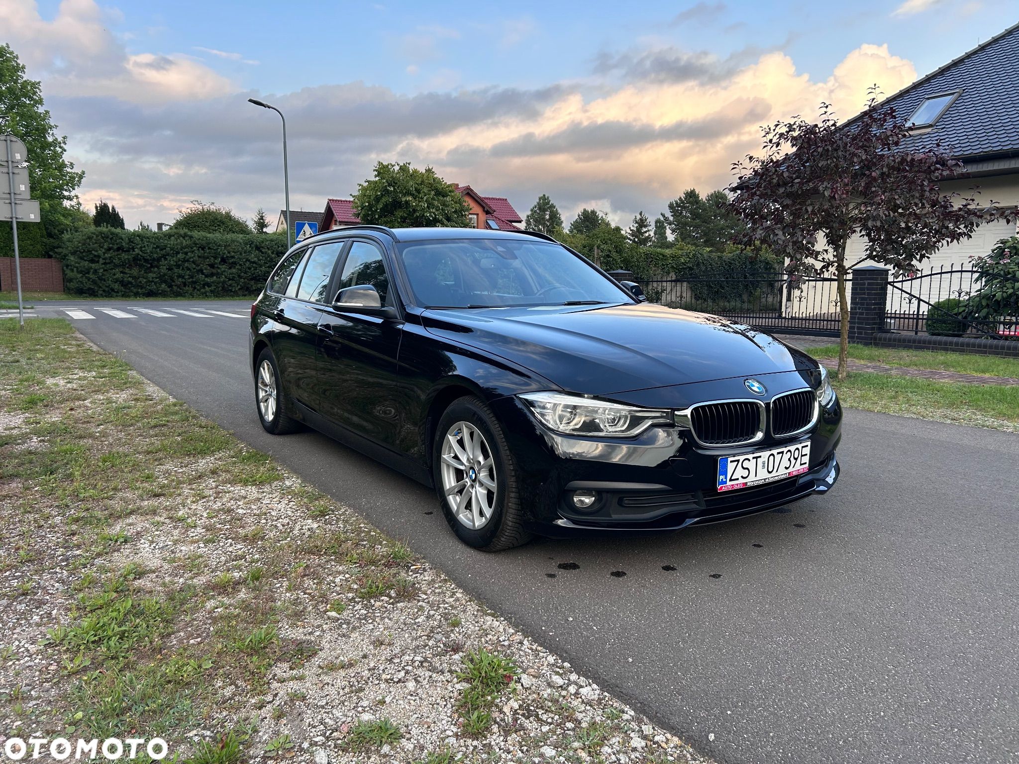 BMW Seria 3 318d Touring Advantage - 1