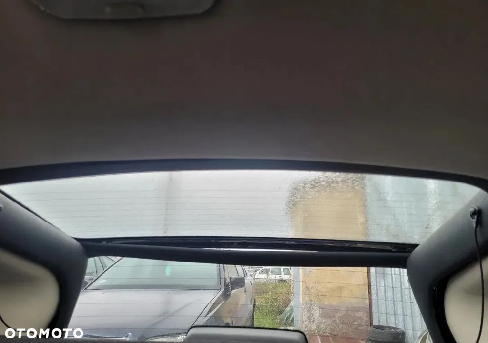 Osłona listwa plastik klapy bagażnika Citroen C4 I 2006r 3d hatchback - 3