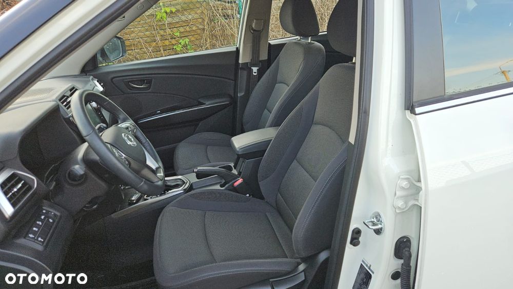 SsangYong/KGM Tivoli 1.5 T-GDI 4WD Automatik Onyx - 2