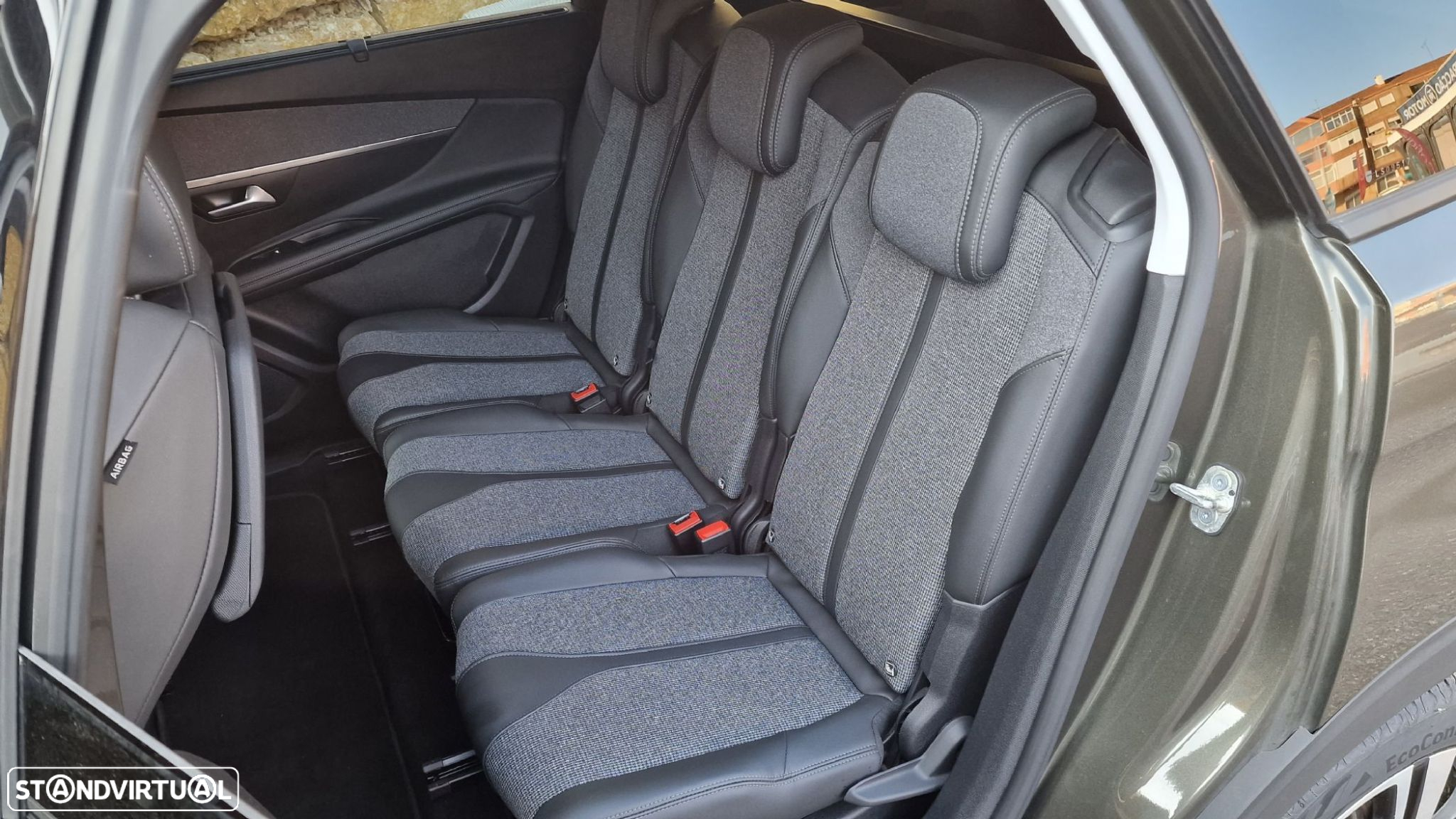Peugeot 5008 1.5 BlueHDi Allure EAT8 - 35
