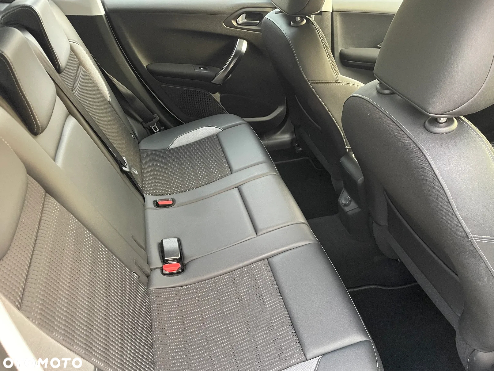 Peugeot 2008 - 20