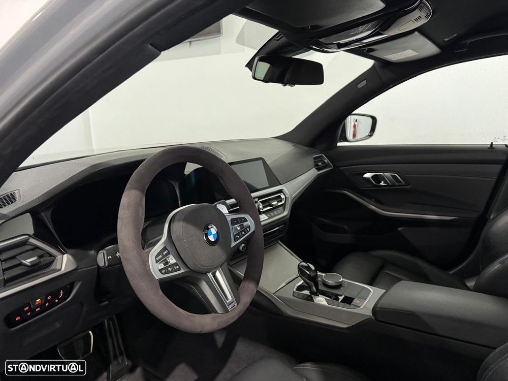 BMW 330 e Pack M Auto - 10