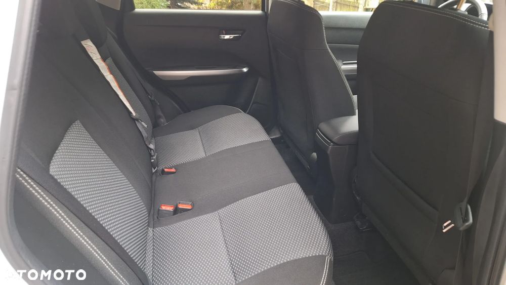 Suzuki Vitara 1.4 Boosterjet mHEV Elegance 4WD - 22