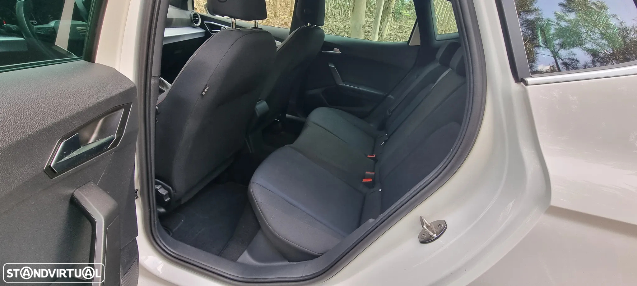SEAT Arona 1.0 TSI FR - 8