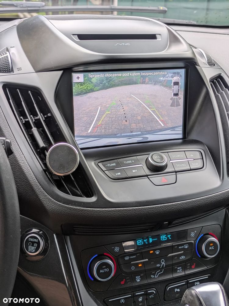 Ford Kuga 2.0 TDCi AWD Titanium - 12