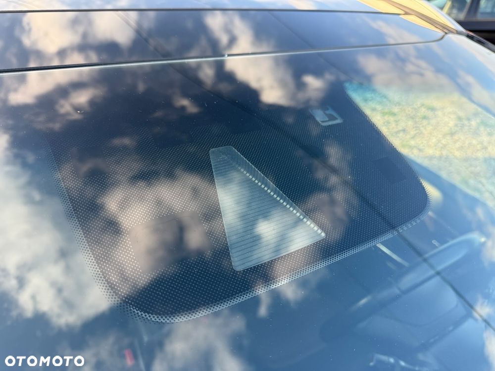 Kia Ceed 1.6 CRDi 128 Platinum Edition - 17