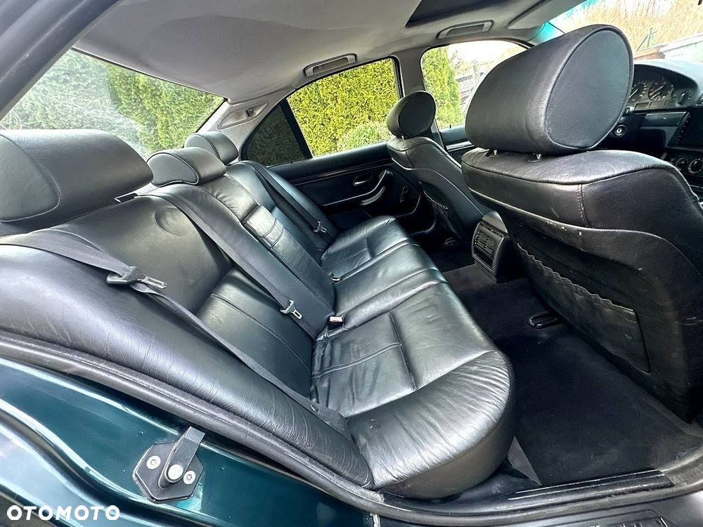 BMW Seria 5 - 8