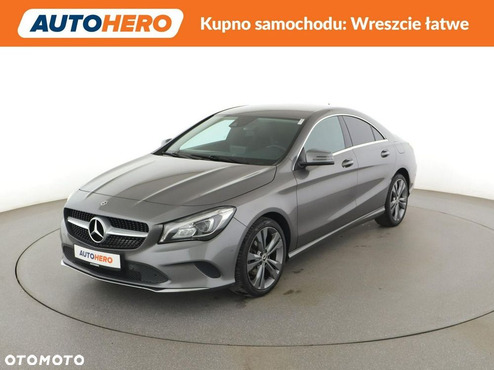 Mercedes-Benz CLA 180 Urban - 2