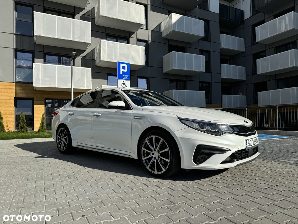 Kia Optima - 17