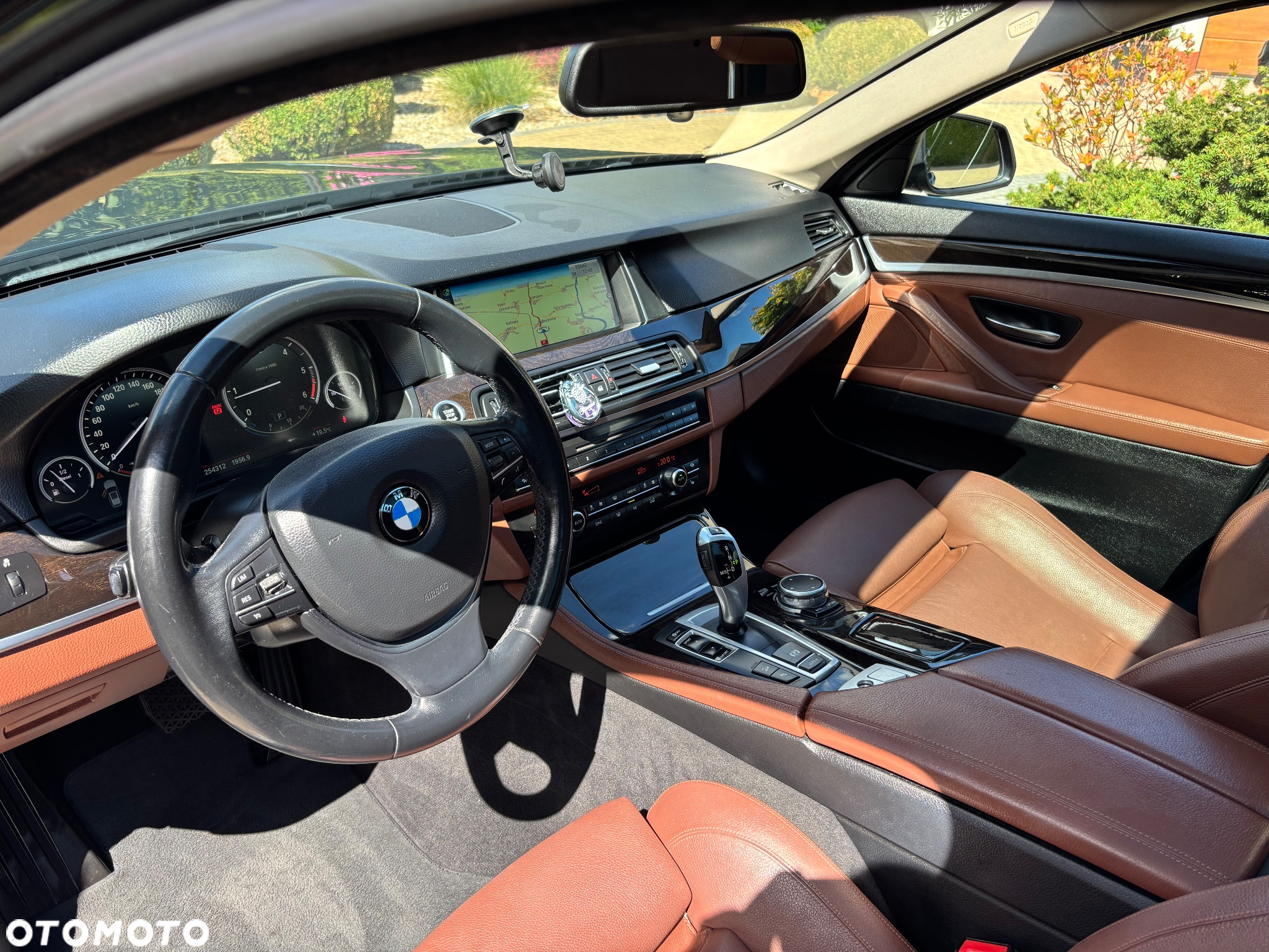 BMW Seria 5 520d xDrive Touring Sport Line - 22