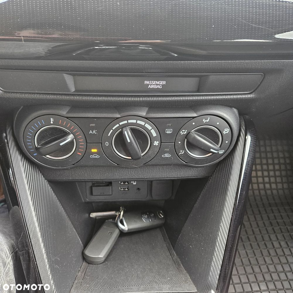 Mazda 2 SKYACTIV-G 90 Exclusive-Line - 13