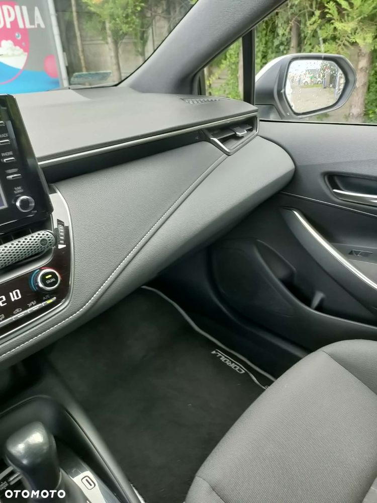 Toyota Corolla 2.0 Hybrid Comfort - 27