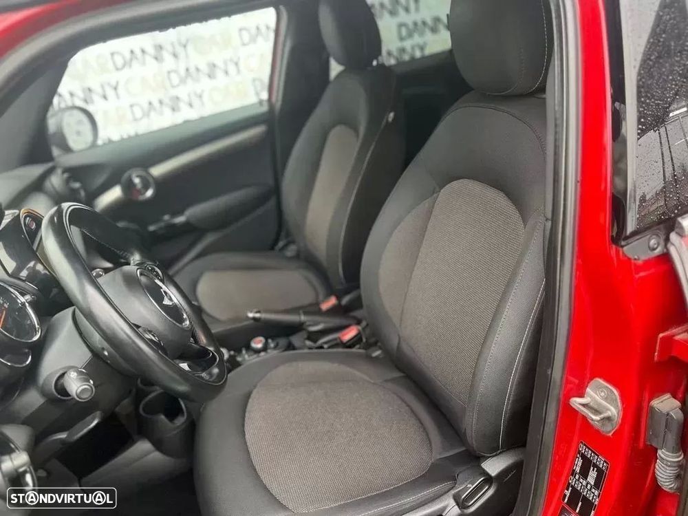 MINI 5 Portas Cooper D - 9