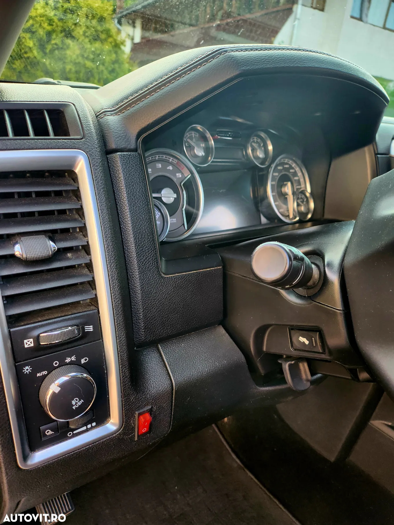 Dodge RAM - 25