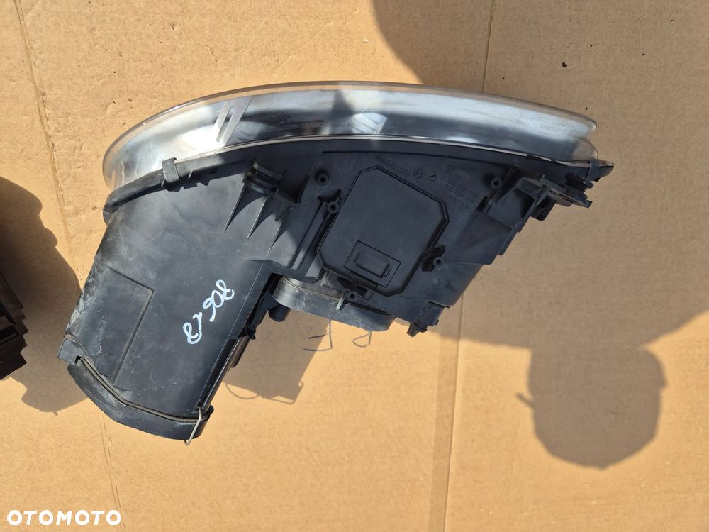 Volkswagen Touran I Caddy III 2003-10.Komplet lamp.Oryginały.Idealne. - 10