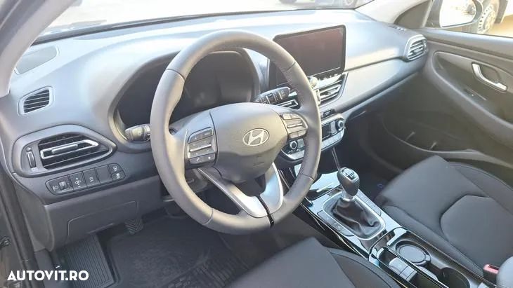 Hyundai i30 1.5 96CP M/T Highway - 9