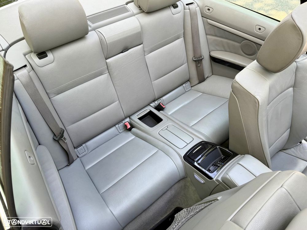 BMW 320 d Cabrio Auto - 21