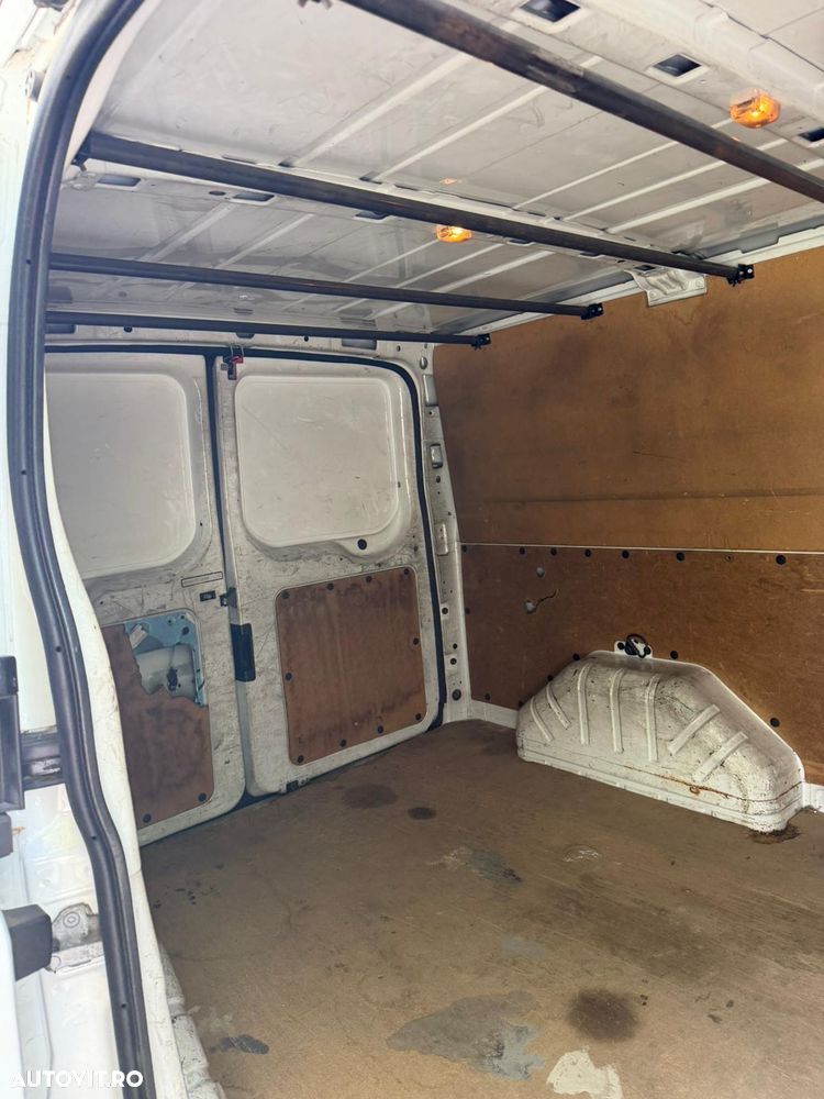 Ford Transit - 9