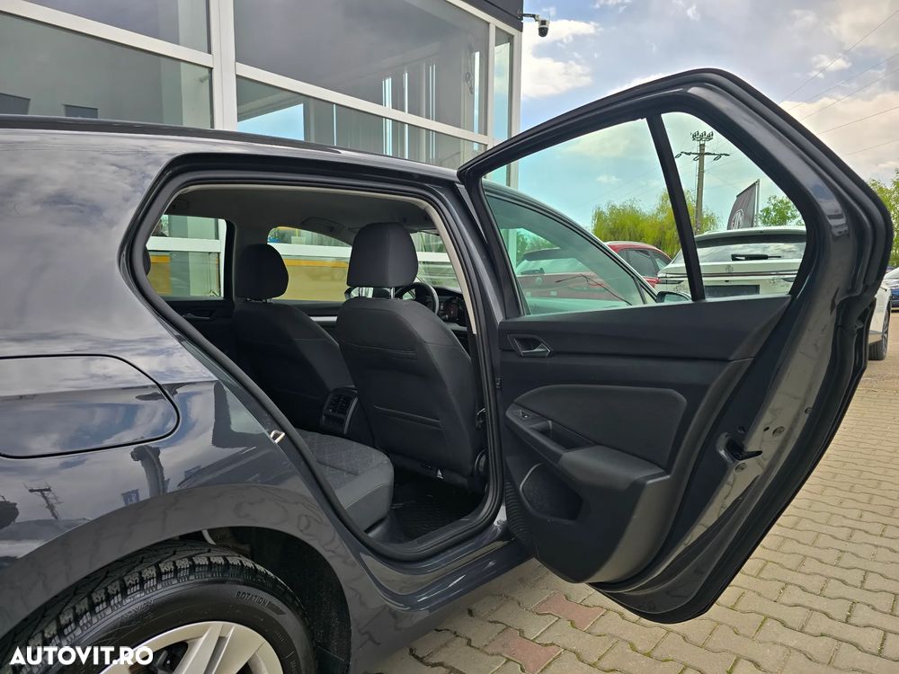 Volkswagen Golf - 12