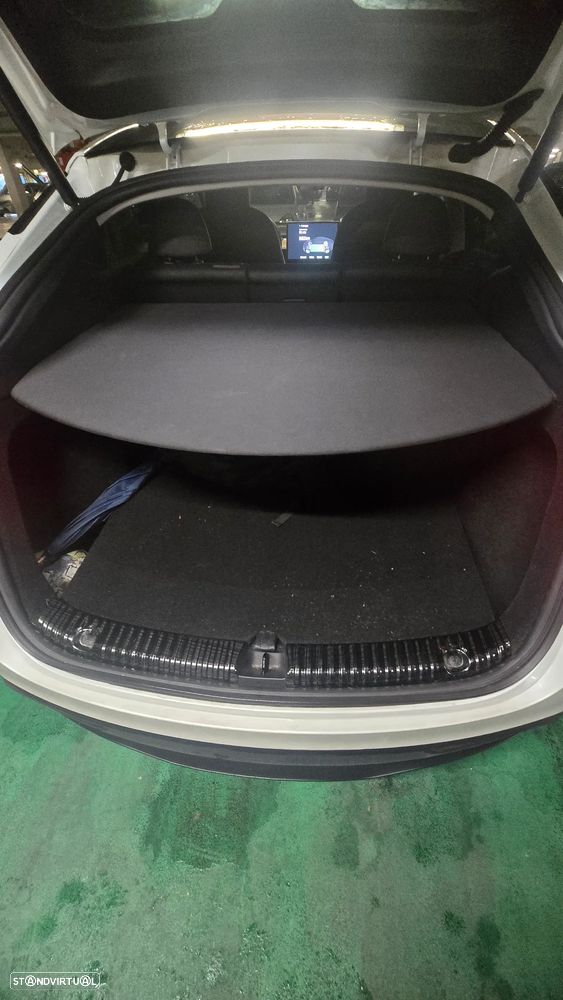 Tesla Model Y Tração Traseira - 4