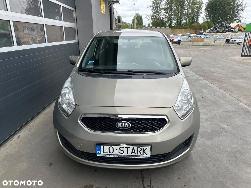 Kia Venga - 5