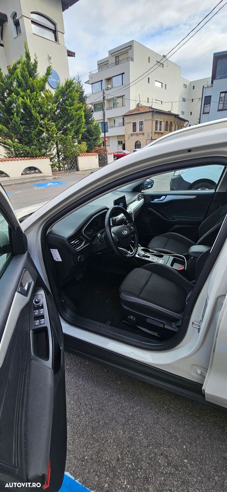 Ford Focus - 6