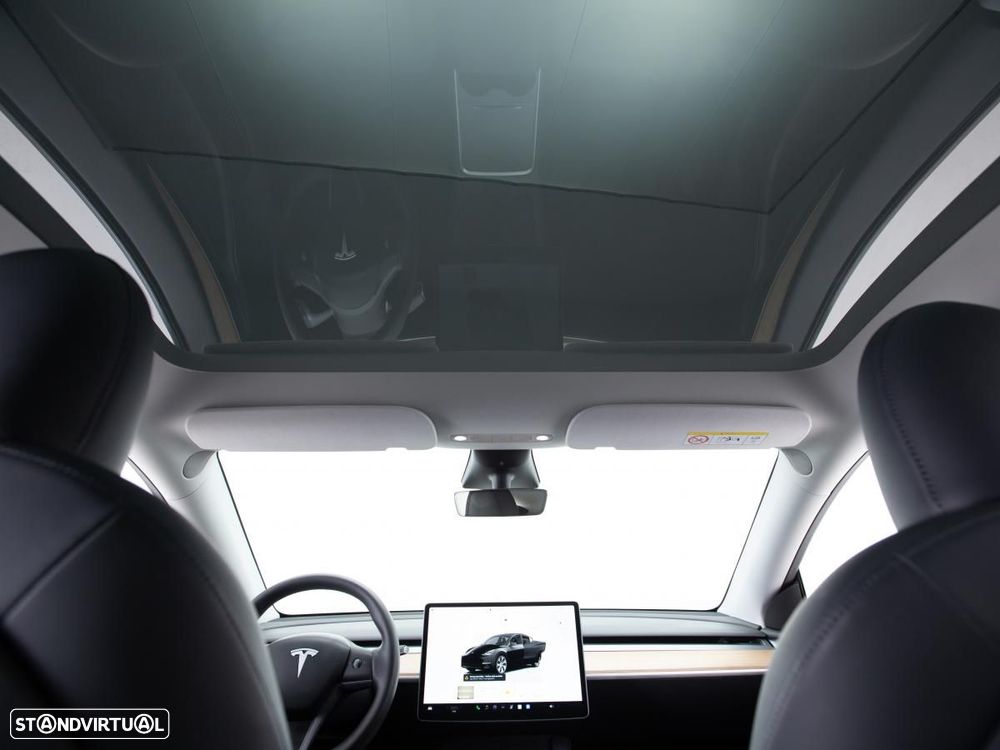 Tesla Model Y Long Range Dual Motor AWD - 7