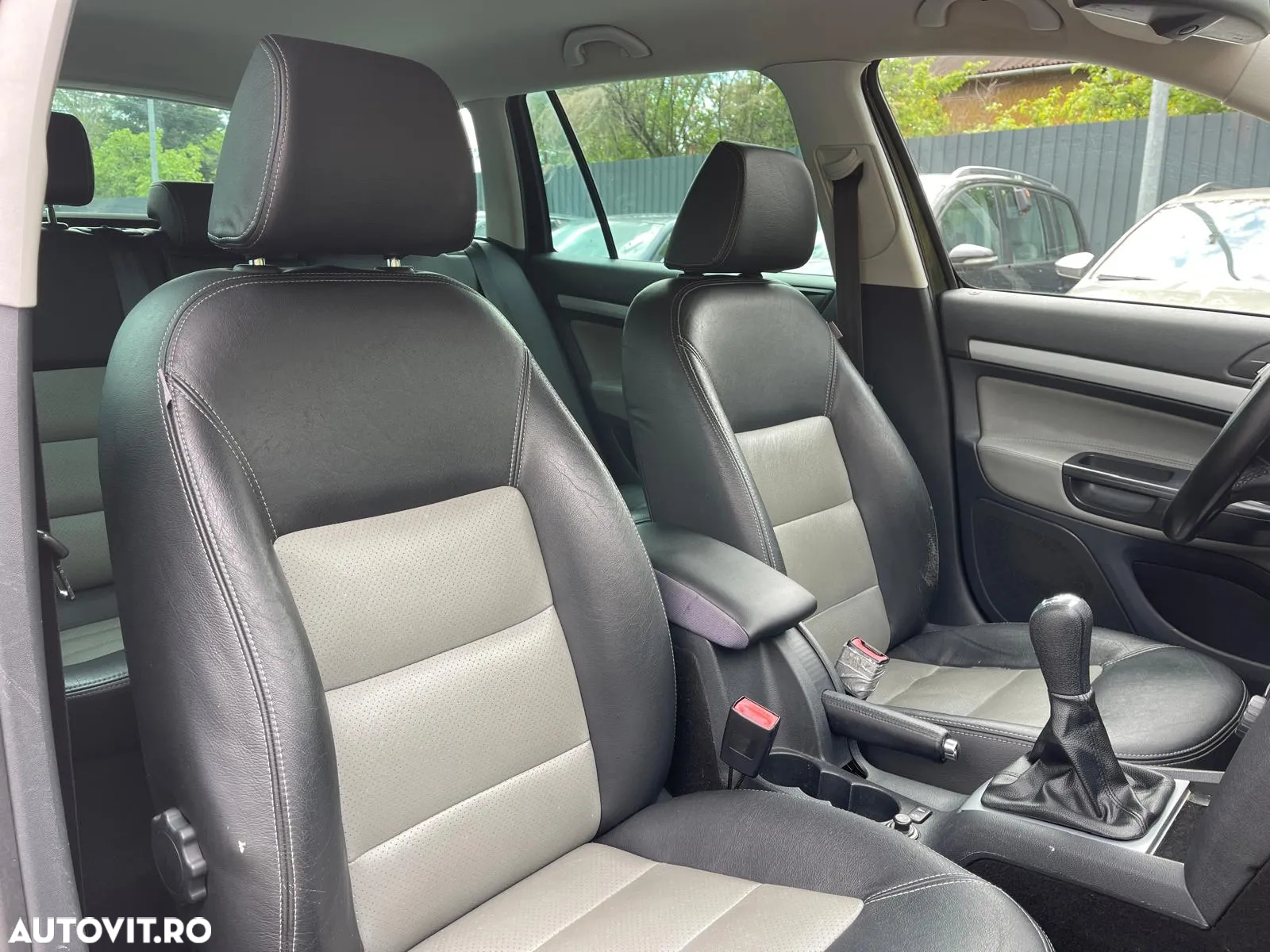 Skoda Octavia Combi 1.6 TDI DPF GreenLine - 6