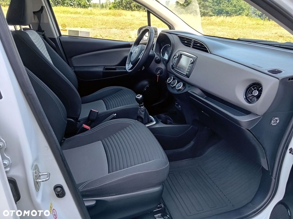 Toyota Yaris - 6
