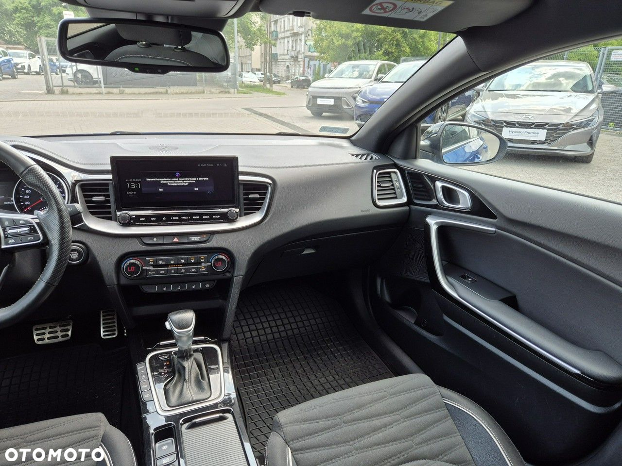 Kia ProCeed - 12
