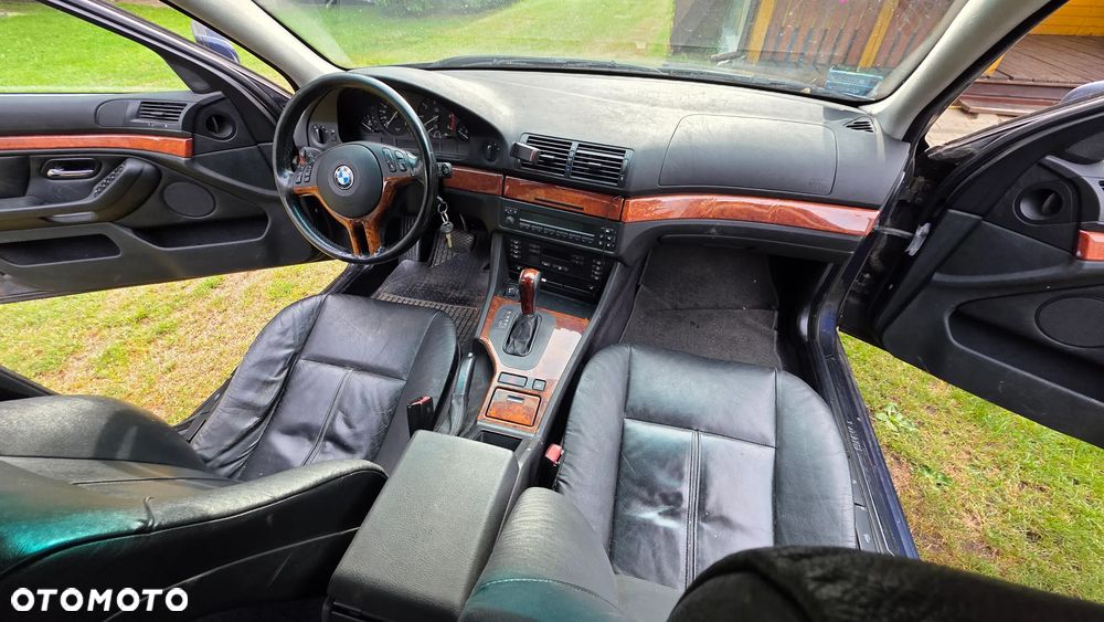 BMW Seria 5 - 24