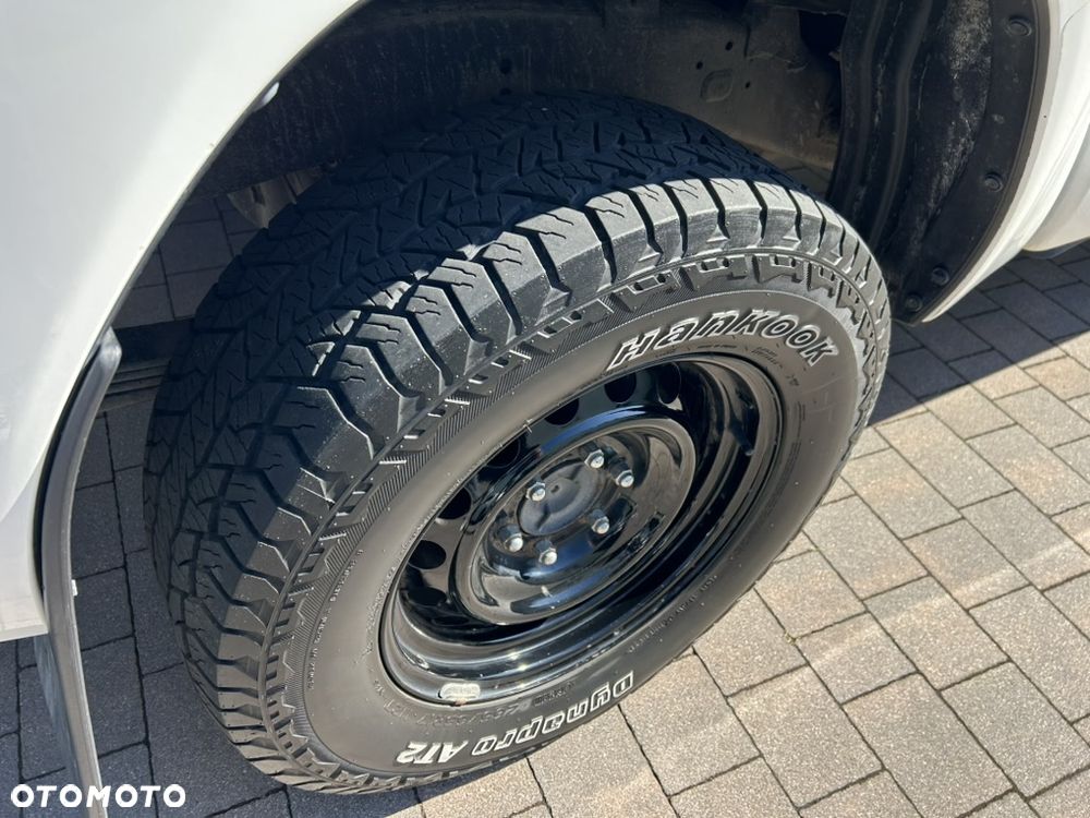 Toyota Hilux 2.4 D-4D Double Cab DLX 4x4 - 16