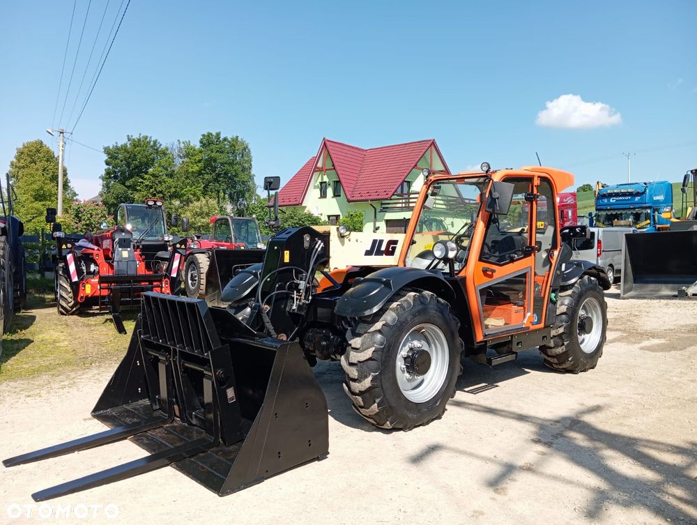 JLG Ładowarka teleskopowa JLG 3707 PS - 1
