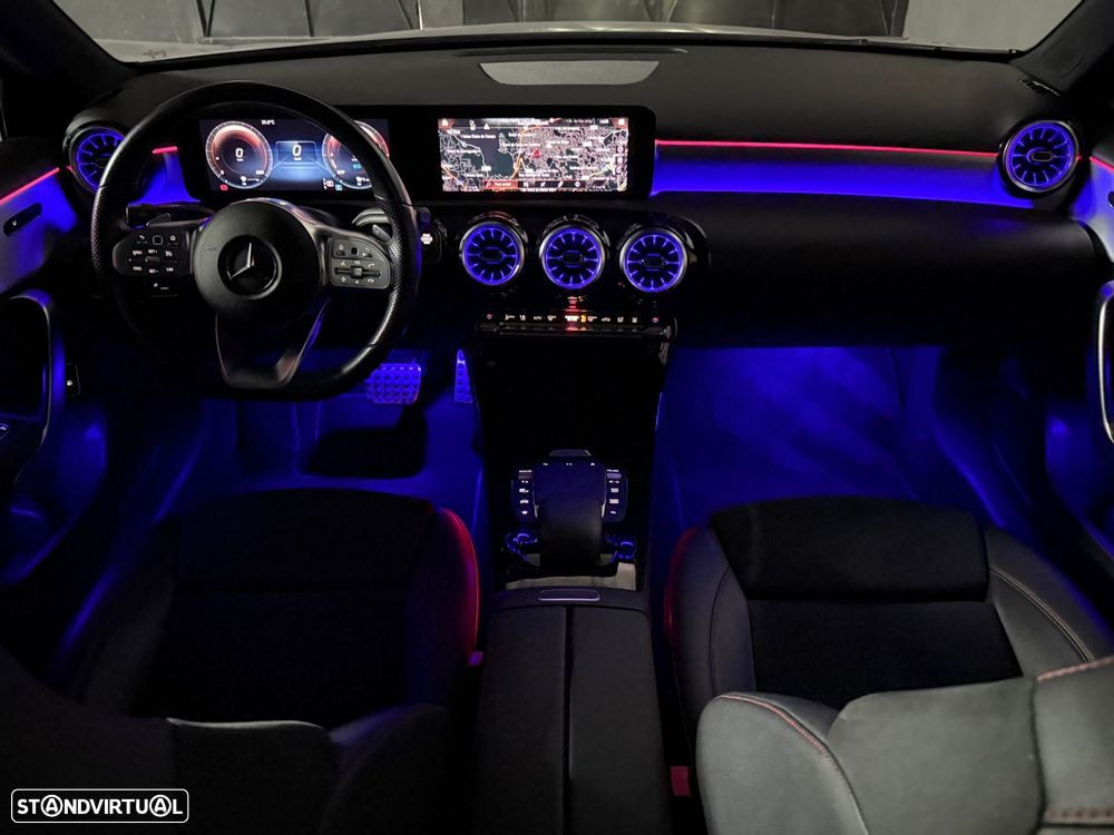 Mercedes-Benz A 250 e 8G-DCT AMG Line - 19
