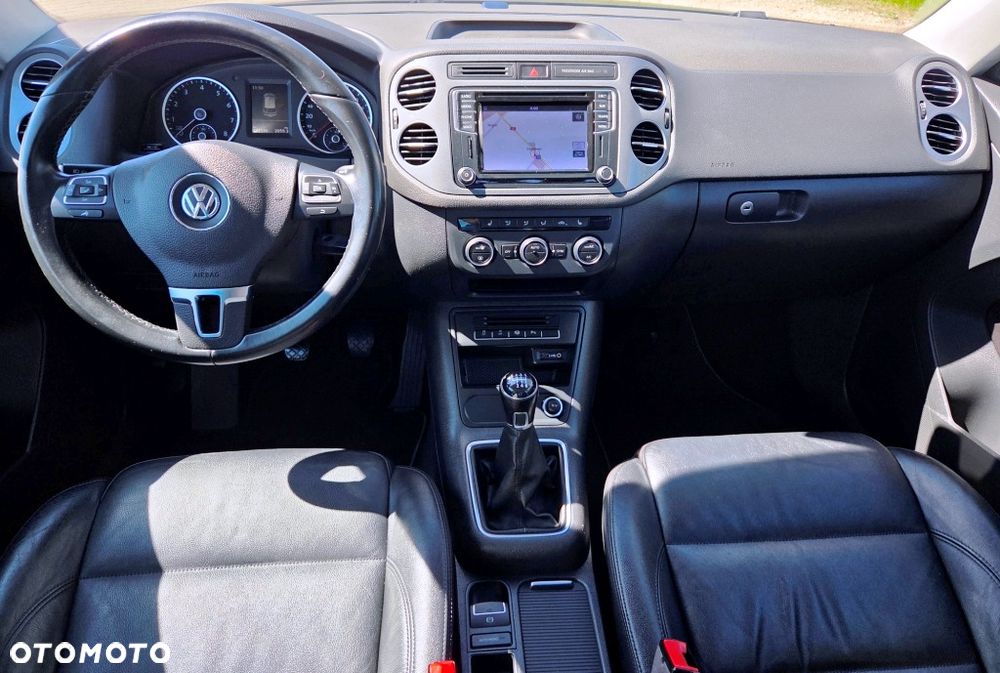 Volkswagen Tiguan 1.4 TSI BlueMotion Technology Exclusive - 35
