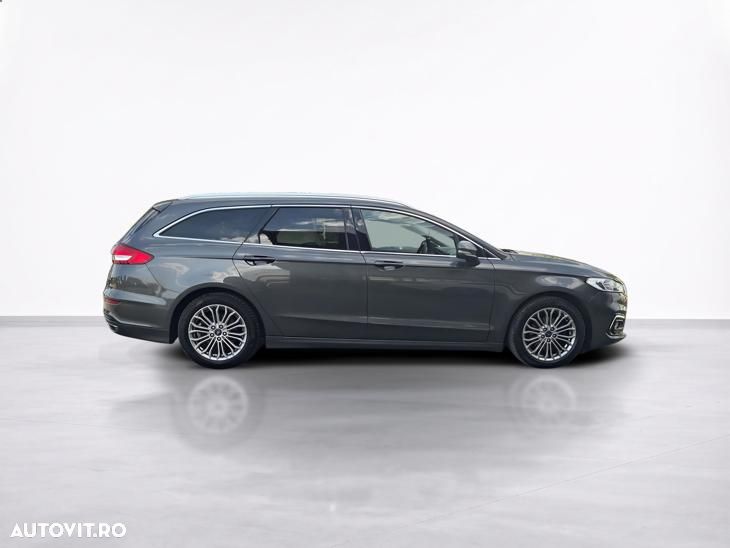 Ford Mondeo - 9