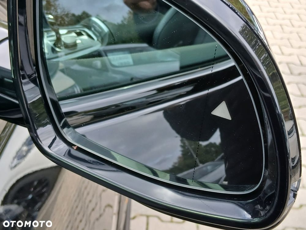 BMW X5 M50i - 27