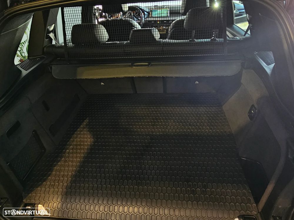 BMW X5 40e xDrive Pack M - 17