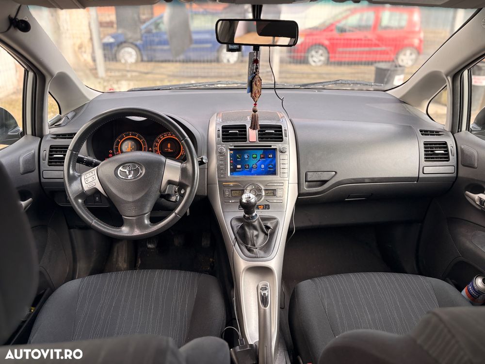 Toyota Auris 1.4 VVT-i - 6