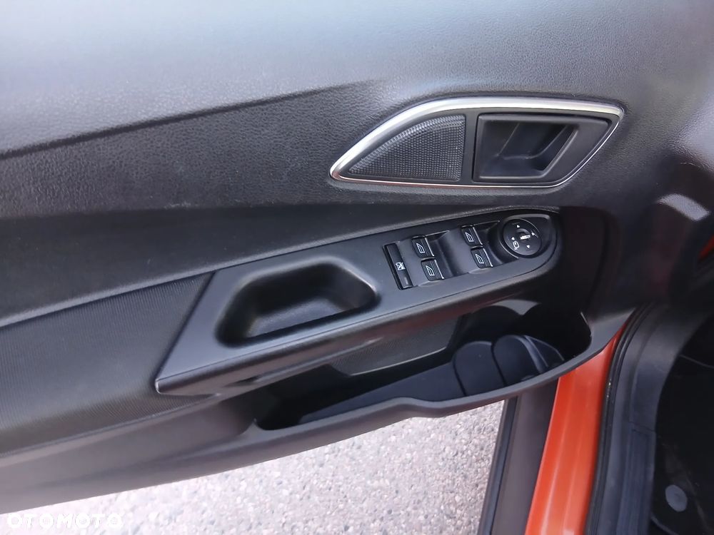 Ford B-MAX - 22