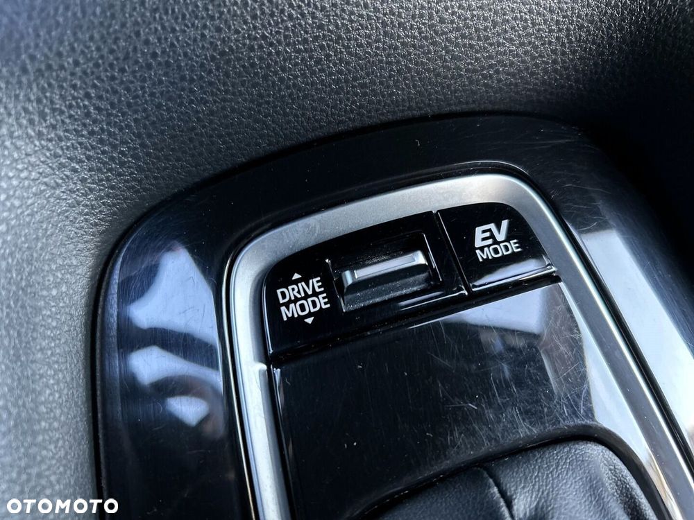 Toyota Corolla 1.8 Hybrid Style - 25