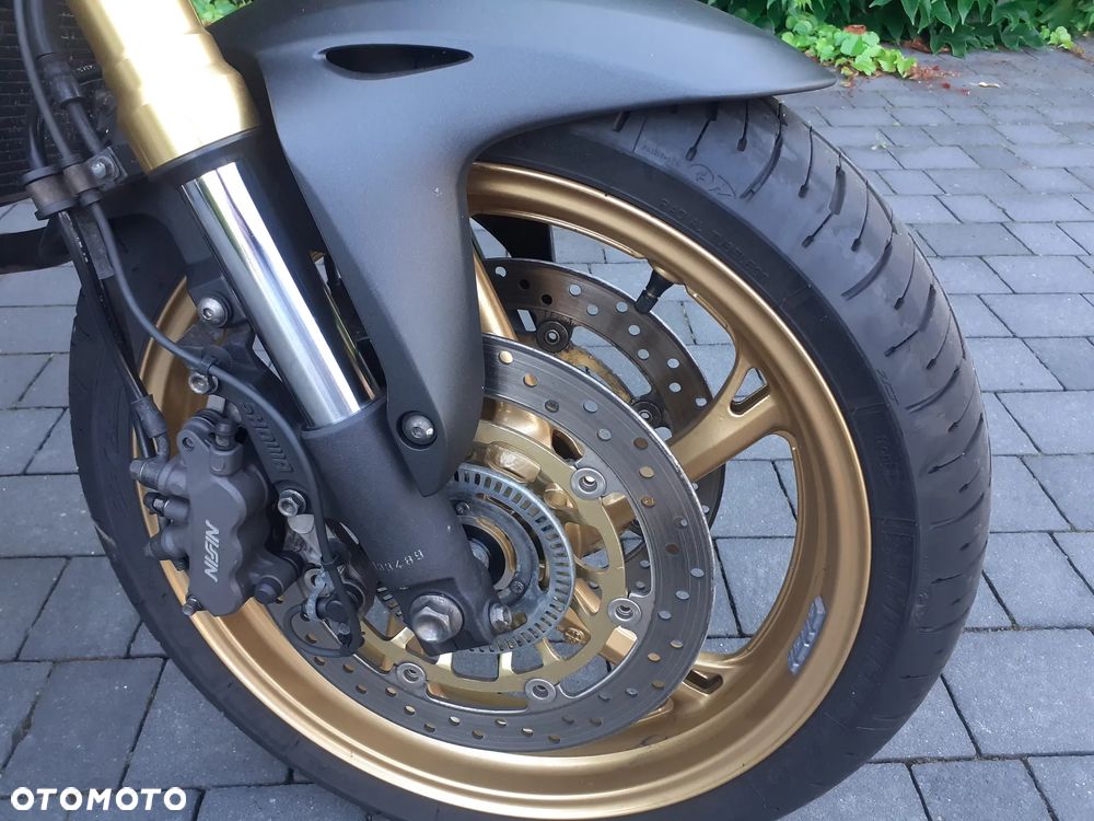 Honda Hornet - 10