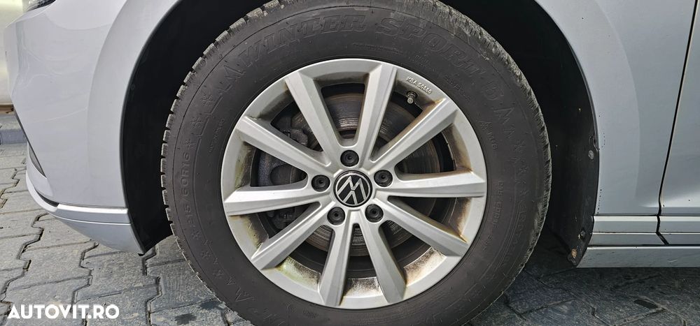 Volkswagen Passat 2.0 TDI SCR DSG Business - 4