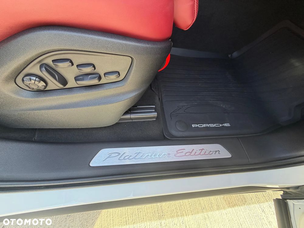 Porsche Cayenne S Platinum Edition - 21