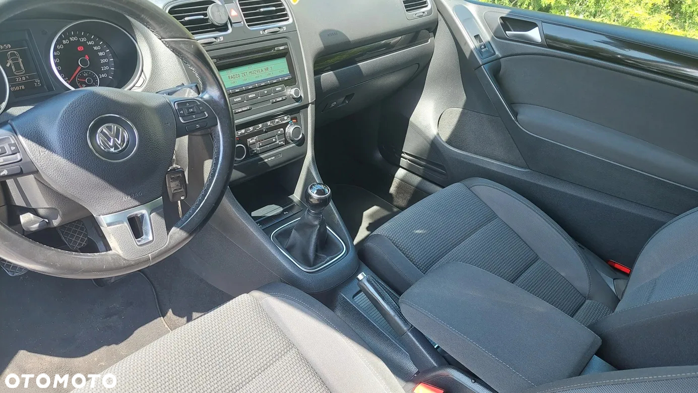 Volkswagen Golf - 12