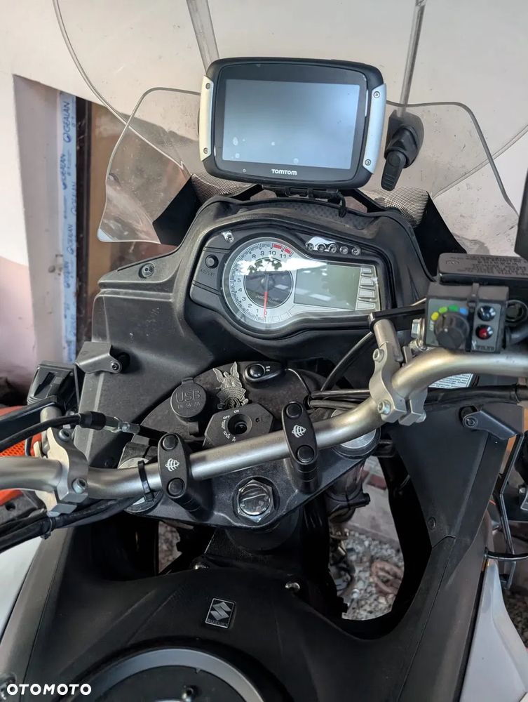 Suzuki V-STROM - 5