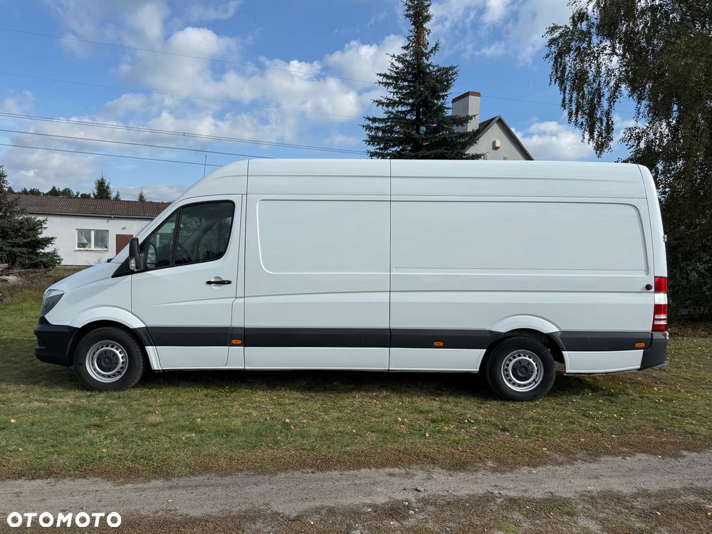 Mercedes-Benz Sprinter - 8