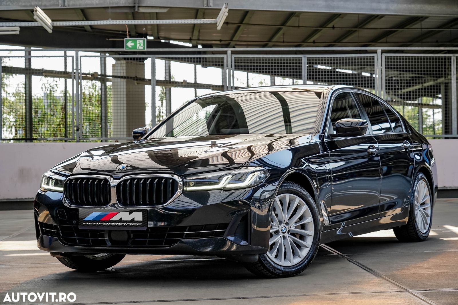 BMW Seria 5 530e xDrive AT PHEV - 1
