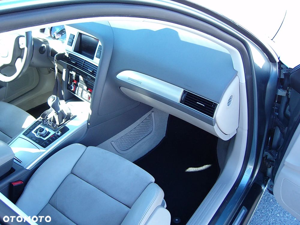 Audi A6 Avant 3.0 TDI Quattro - 8