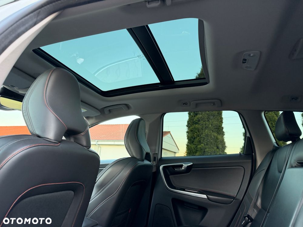 Volvo XC 60 D3 Ocean Race - 27